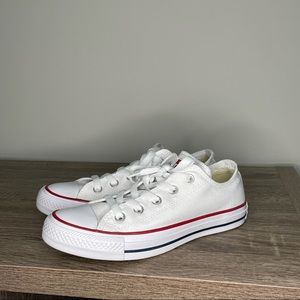 Chuck Taylor All Star
UNISEX LOW TOP SHOE (White)